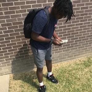 Meet your Posher, Deontae